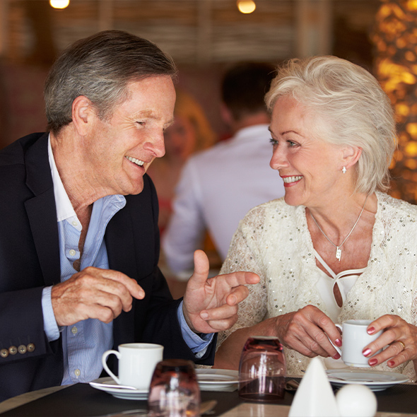 retirees at complimentary dinner seminars event